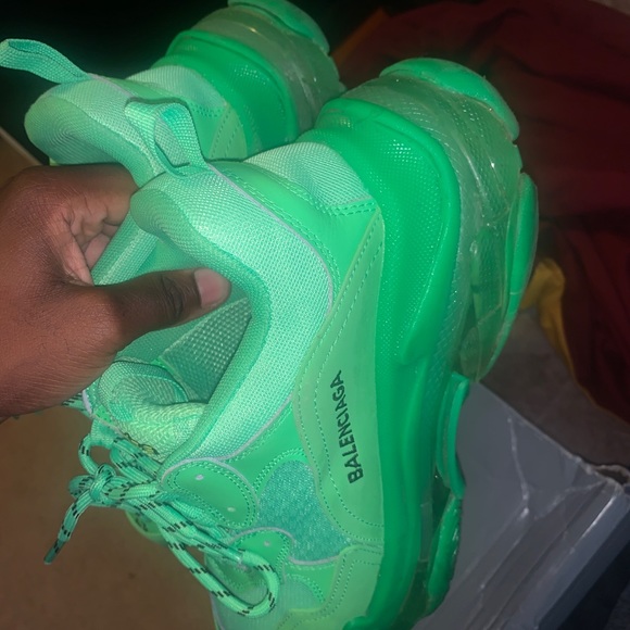 Balenciaga Triple S - Picture 4 of 4